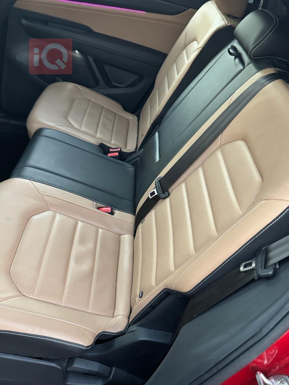 فولكسفاغن أطلس كروس سبورت